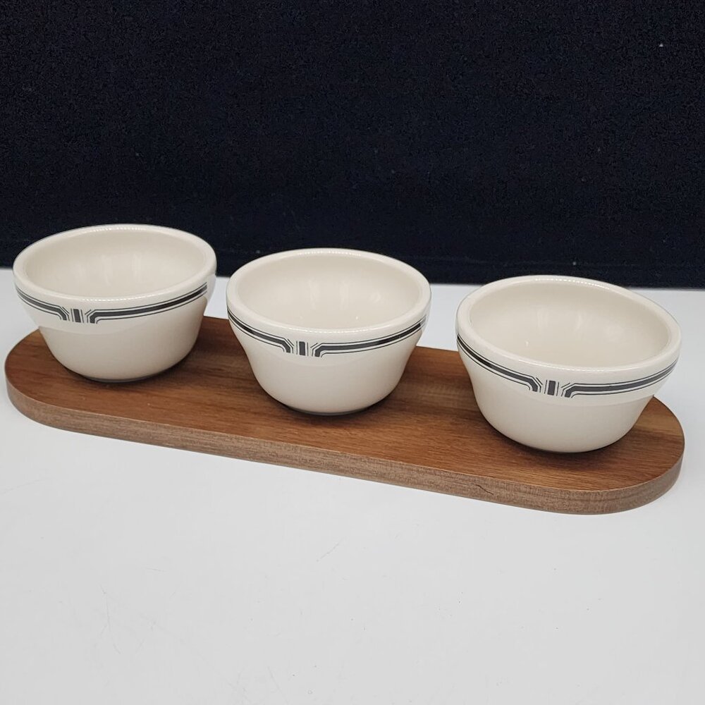 Homer Laughlin Restaurant Ware Sauce Bowls With Wooden Tray Serving Gravy